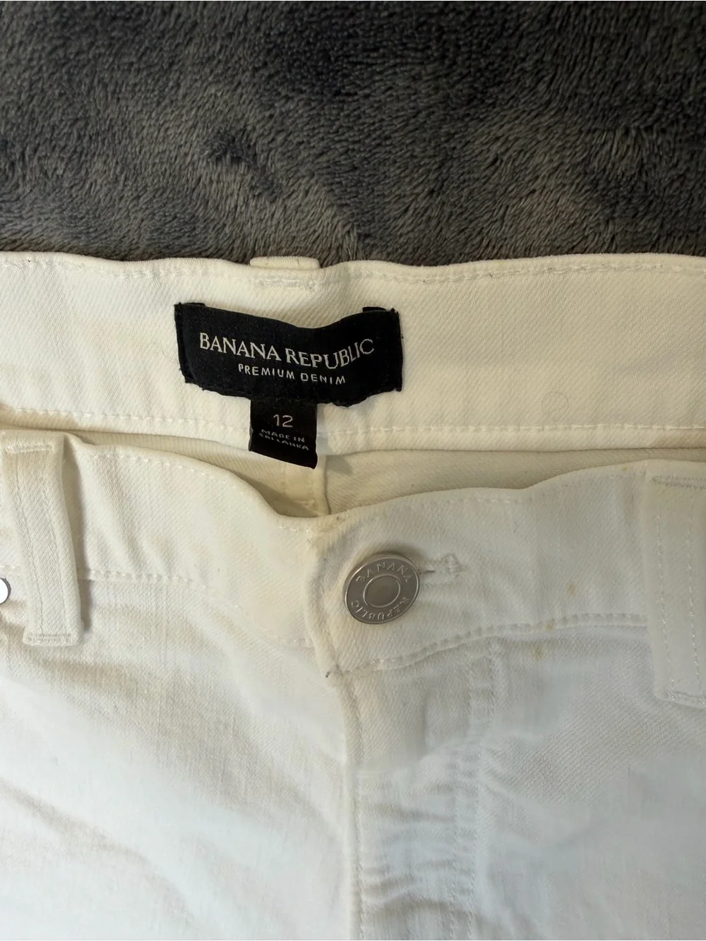 Banana Republic Women's White Denim Cutoff Shorts Size 12